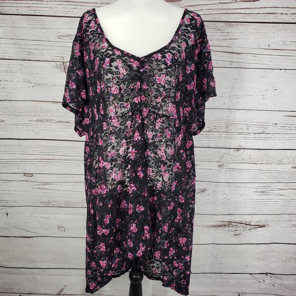 torrid Tops - Torrid Women's Black Pink Lace Floral Sheer Short Sleeve Top Size 5